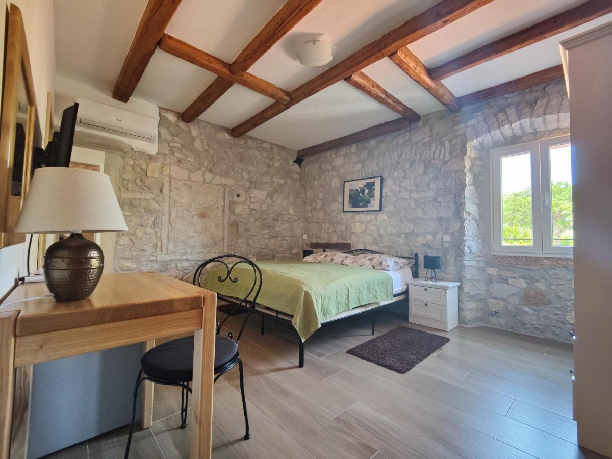 Boutique Hotel Castello Gulich Poreč Extérieur photo