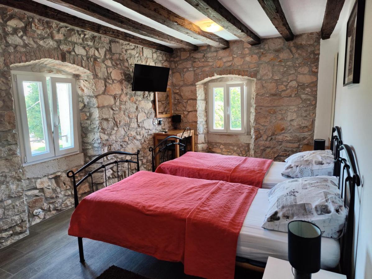 Boutique Hotel Castello Gulich Poreč Extérieur photo
